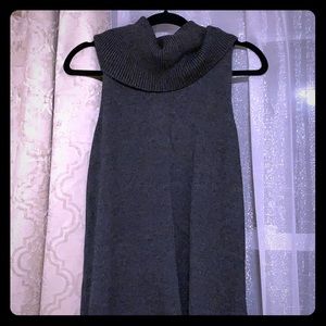 Michael Kors turtle neck no sleeve sweater